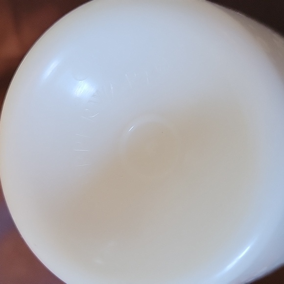 VINTAGE Tupperware Egg Cups and Lids - Picture 3 of 3